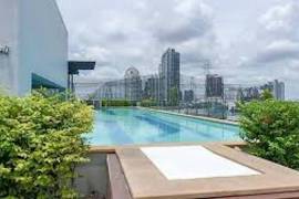 Zenith Place Sukhumvit 42